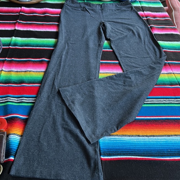 Fishers Finery EcoFabric™ High-Rise Bootcut Yoga Pant - Picture 4 of 9